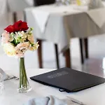 Paradiso Hotel 4*