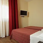 Paradiso Hotel 4*