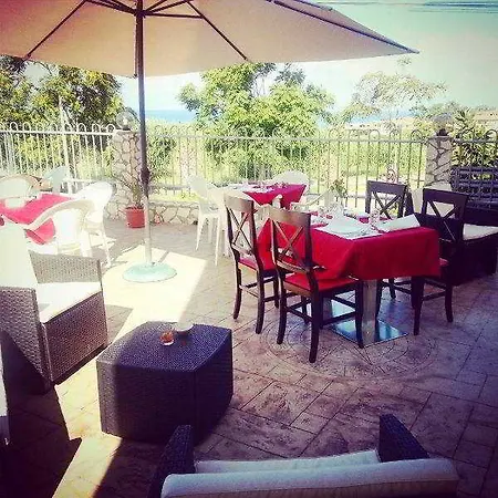 Paradiso Hotel 4*