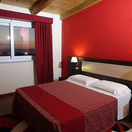 Paradiso 4*