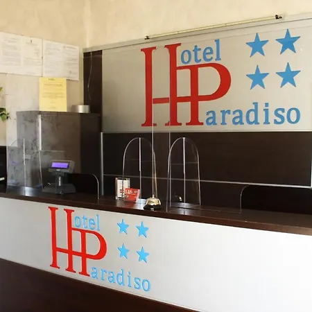 Paradiso 4*